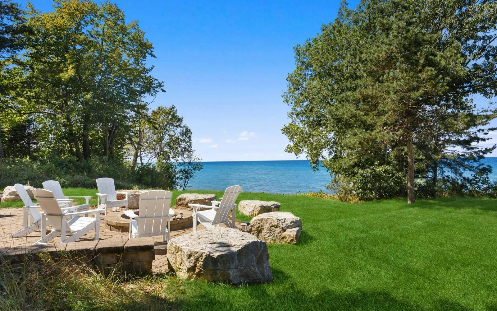 Embrace the Charm of Southwest Michigan's Lakeshore Towns