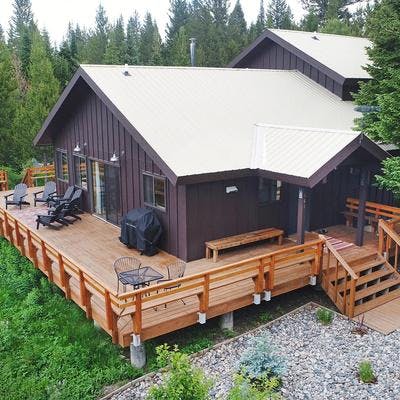 Aerial view of a West Yellowstone vacation rental.
