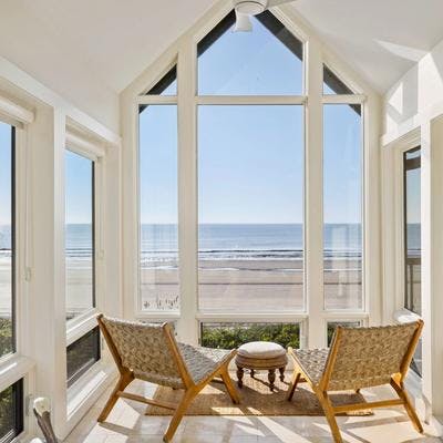 A room with a view in a Kiawah Island vacation rental.