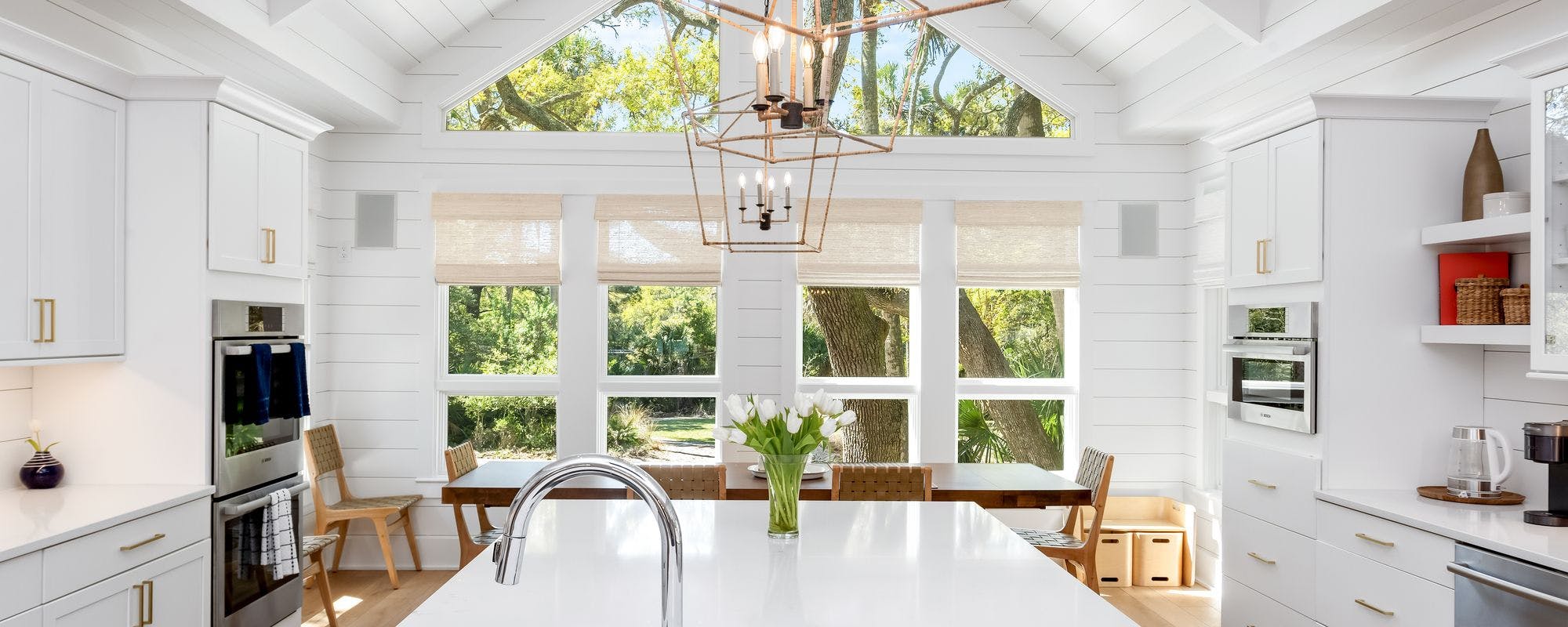 Airy and open kitchen at a Kiawah Island vacation rental.