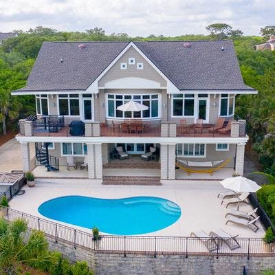 Exterior photo of an oceanfront vacation on Kiawah Island.